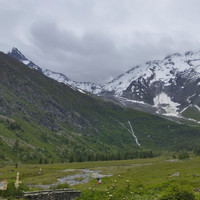 Le col  de Miage tout au fond: pour l'enneigement le jour de notre descente