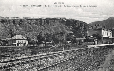 Mont-Dauphin gare (CPA)
