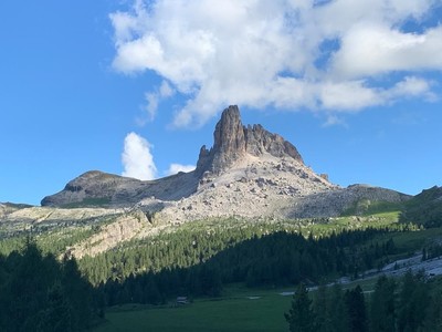 Becco di Mezzodi vu de Cortina d'Ampezzo