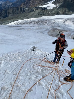 Quel type de mousqueton utiliser pour s'encorder en rando glaciaire ? -  Forum - Camptocamp.org