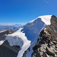 Montée finale sur le Piz Palü (3900m)