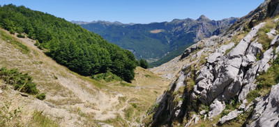 le vallon depuis Çerem (en contrebas) vu du Qafa Borit 