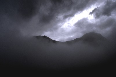 [Concours Photo Sophie 2023] Une lueur pendant l'orage