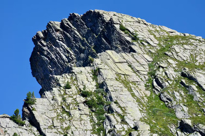 Au N de la Taillante, la stucture inclinée, par omα Au N de la Taillante, la stucture inclinée, par omα