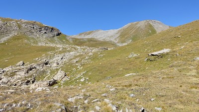 Le mont Chavanette par la combe supérieure Le mont Chavanette par la combe supérieure