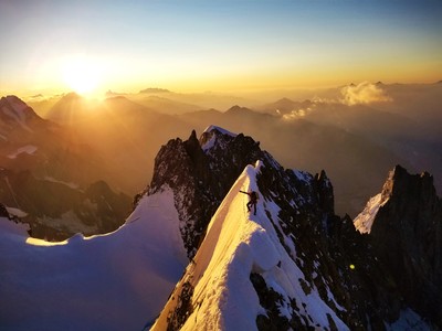 [Concours Photo Sophie 2023] - Action - Sur les Arêtes de l'Innominata