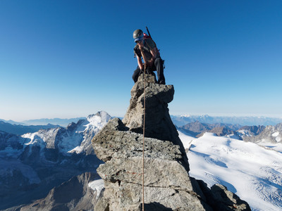 [Concours Photo Sophie 2023] Sur l'arête sud de la Dent Blanche