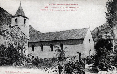 Mérens-les-Vals, église du village (CPA) Mérens-les-Vals, église du village (CPA)