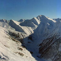 Vallon de Valpréveyre et crête frontière vue des Gardioles