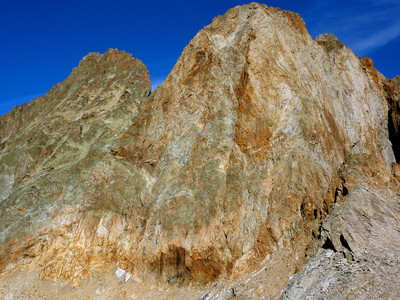 Tête du Rouget : Faces W et SW Tête du Rouget : Faces W et SW