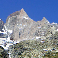 Le Pic Gény et sa fameuse arête Est