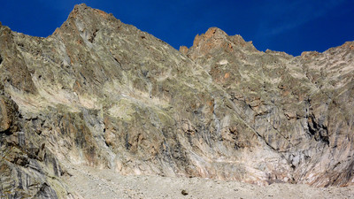 Face SE de l'Aiguille Centrale du soreiller - Face S de la Pointe d'Amont Face SE de l'Aiguille Centrale du soreiller - Face S de la Pointe d'Amont