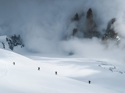 [Concours Photo Sophie 2023] Cordées devant le grand Capucin