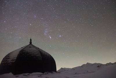Refuge avec nuit étoilée Refuge avec nuit étoilée