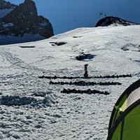 Le glacier se défend