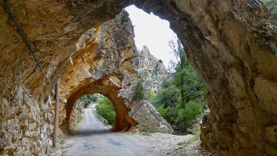 Pitarque : Route d'accès depuis Villarluengo (étroite et sinueuse)