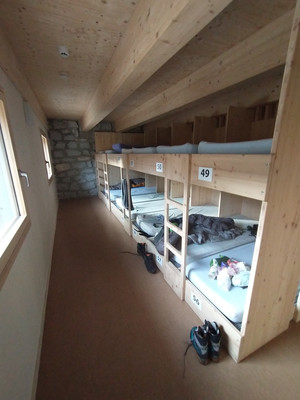 A l'étage dortoir d'hiver refuge rénové A l'étage dortoir d'hiver refuge rénové