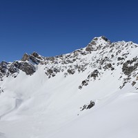 Mont Pisonet au centre et Dents de Vessona à gauche