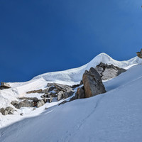 Tavels, couloir NW, corniche et évitement par la gauche