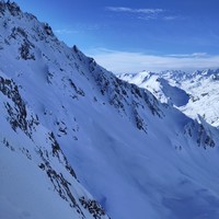 Le couloir au milieu 