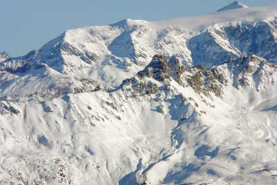 Aiguille du Fruit, sur fond de Dômes de la Vanoise