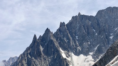 Du Peigne à l'Aiguille du Plan - les bennes au niveau de l'Aiguille des Deux Aigles Du Peigne à l'Aiguille du Plan - les bennes au niveau de l'Aiguille des Deux Aigles