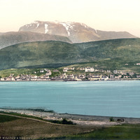 Fort Williams et le Ben Nevis, en 1900, par Photoglob N°0000013042