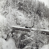 Sur le Pont Sainte Marie par Gabriel Loppé