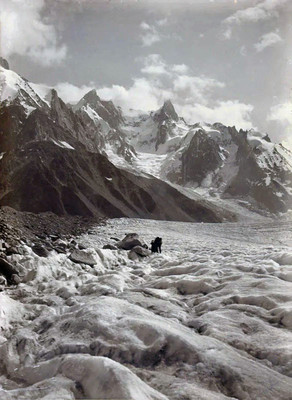 Mer de Glace, Rochefort, Dent du Géant par Gabriel Loppé Mer de Glace, Rochefort, Dent du Géant par Gabriel Loppé