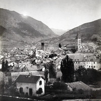 Embrun vers 1890 par Gabriel Loppé