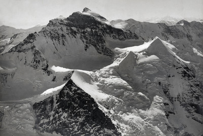 Jungfrau par Walter Mittelholzer Jungfrau par Walter Mittelholzer