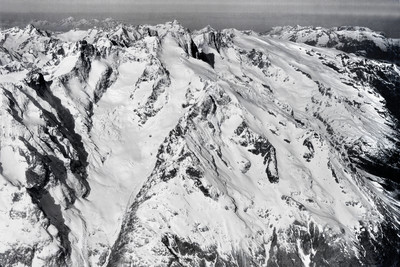 La Meije par Walter Mittelholzer en 1928 La Meije par Walter Mittelholzer en 1928