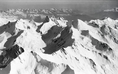 Aiguilles d'Arves par Walter Mittelholzer en 1928 Aiguilles d'Arves par Walter Mittelholzer en 1928