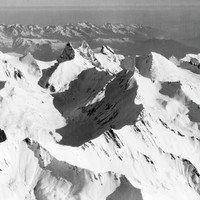 Aiguilles d'Arves par Walter Mittelholzer en 1928