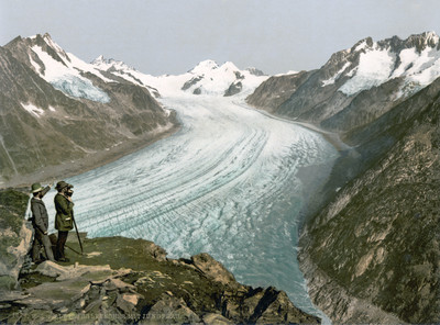 Glacier d'Aletsch en 1900 par Photoglob N°0000001477, il était presque à son niveau max. Au fond, Jungfrau, Mönch, Eiger. Glacier d'Aletsch en 1900 par Photoglob N°0000001477, il était presque à son niveau max. Au fond, Jungfrau, Mönch, Eiger.
