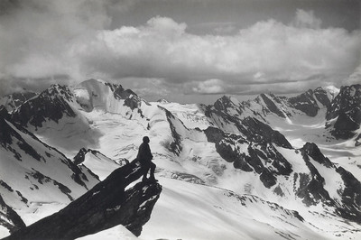 Cima del Castello - Pizzo di Zocca - Cima della Bondasca, glacier de l'Albigna par Jean Gaberell Cima del Castello - Pizzo di Zocca - Cima della Bondasca, glacier de l'Albigna par Jean Gaberell