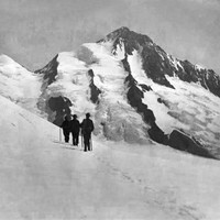 Finsteraarhorn par Vittorio Sella