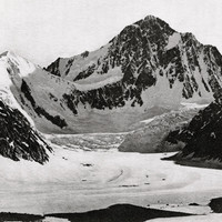 Finsteraarhorn vu du glacier Unteraar par Gyger