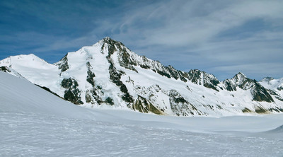 Finsteraarhorn depuis la Grünhornlücke
