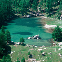 Furfande, lac du Lauzon en début d'été, par omα