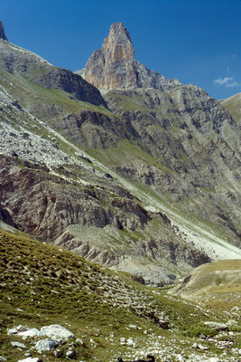 Aiguille Pierre André SE, par omα Aiguille Pierre André SE, par omα