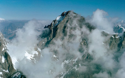 Barre des Ecrins S vue du Pelvoux par YM en 1964