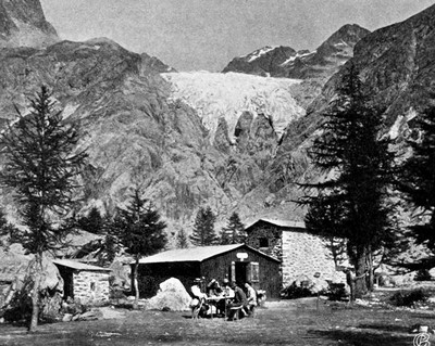 Ancien refuge Cézanne et glacier Blanc en 1900 par le TCF Ancien refuge Cézanne et glacier Blanc en 1900 par le TCF