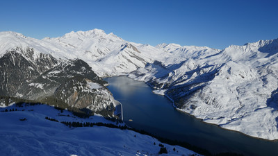 [Concours Photo Sophie 2024] Ski face au Mont-Blanc et au lac de Roseland