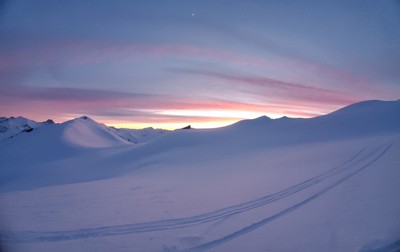 [Concours Photo Sophie 2024] La nuit va prendre le relais au refuge de la Croix du Bonhomme