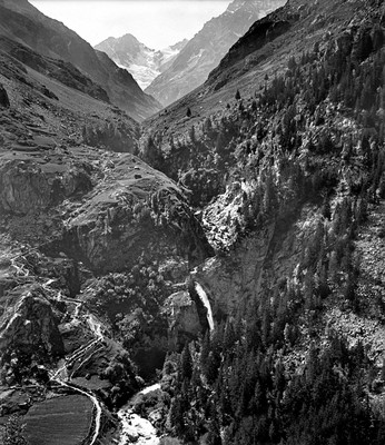 Vallon de la Lavey par Paul Michels Vallon de la Lavey par Paul Michels