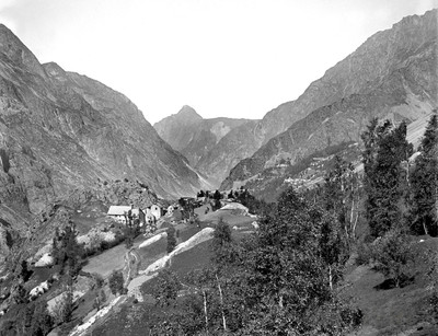 Pré-Clos, Saint Christophe en Oisans, vallée du Vénéon par Paul Michels Pré-Clos, Saint Christophe en Oisans, vallée du Vénéon par Paul Michels