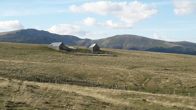 Burons sur la Haute-Planèze et le massif du Plomb du Cantal Burons sur la Haute-Planèze et le massif du Plomb du Cantal