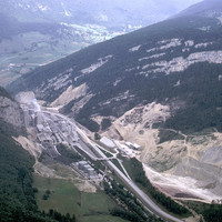 Plagne avec la cimenterie, il y avait encore de la forêt...