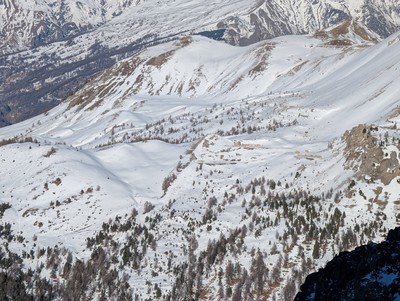 Col des Acles et son Ancien poste, au fond P & Croce della Mulattiera Col des Acles et son Ancien poste, au fond P & Croce della Mulattiera